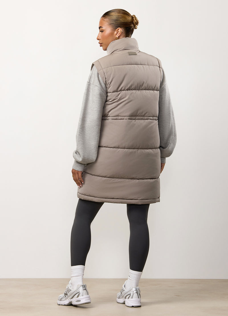 Gym King Padded Longline Gilet - Truffle
