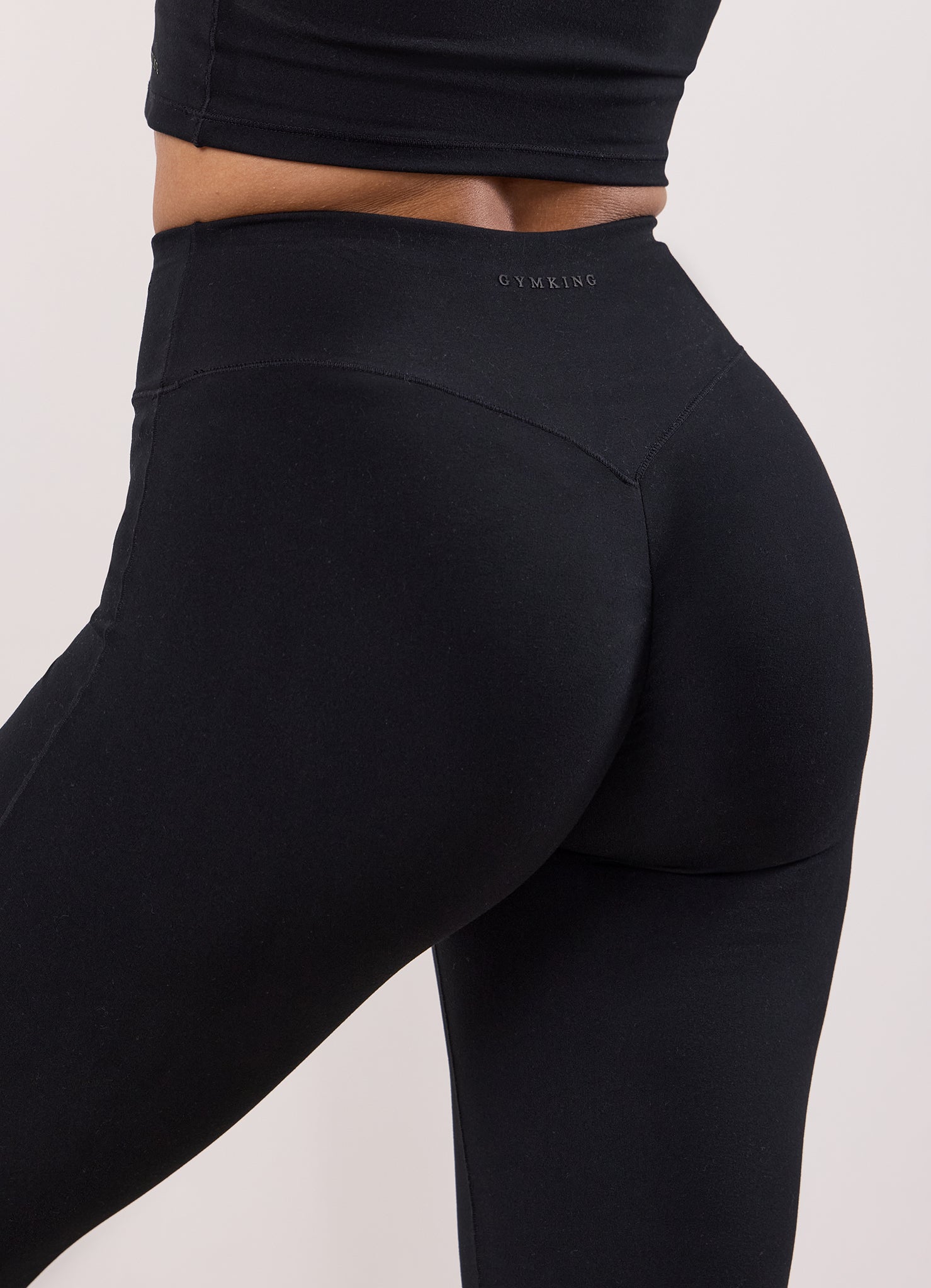 Gym King Peach Luxe Flared Yoga Legging - Black Luxe