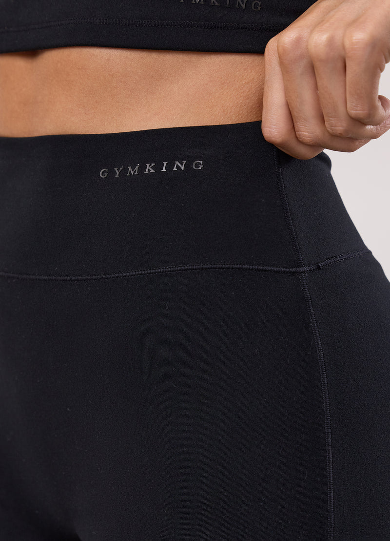 Gym King Peach Luxe Flared Yoga Legging - Black Luxe