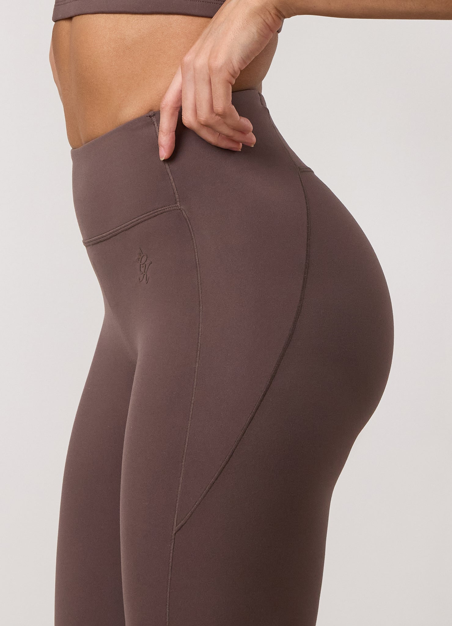 Gym King Peach Luxe Redefined Legging - Deep Mocha