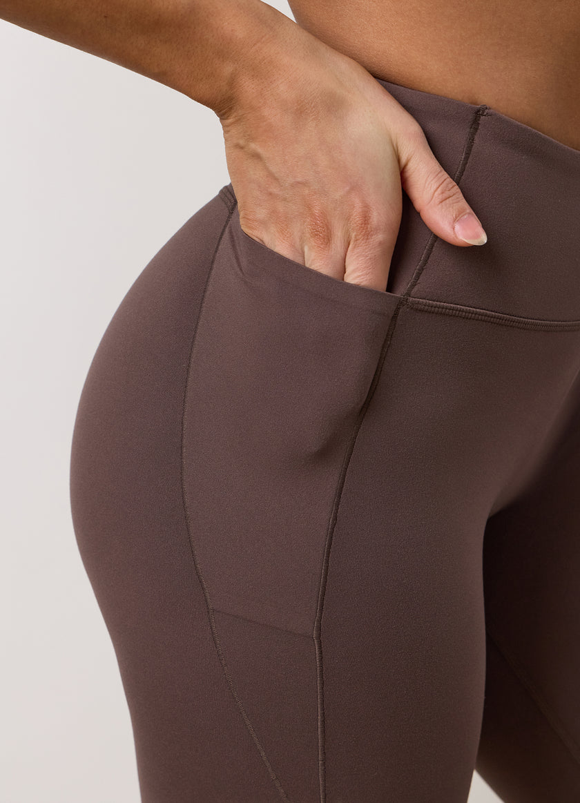 Gym King Peach Luxe Redefined Legging - Deep Mocha
