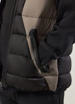 Gym King Kids Peak Puffer Gilet - Black/Cinder