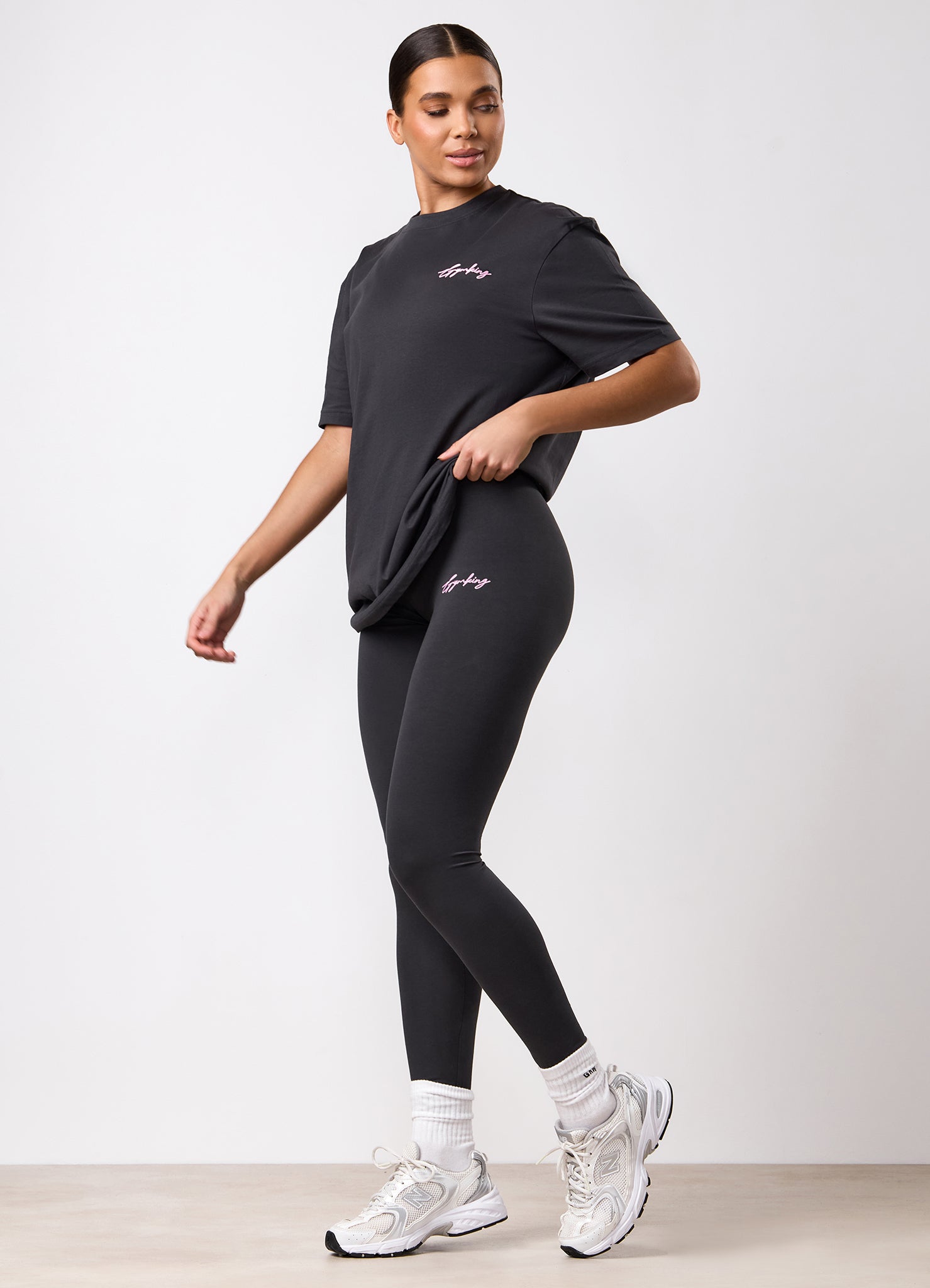 Gym King Script Mindset BF Tee - Dark Pewter