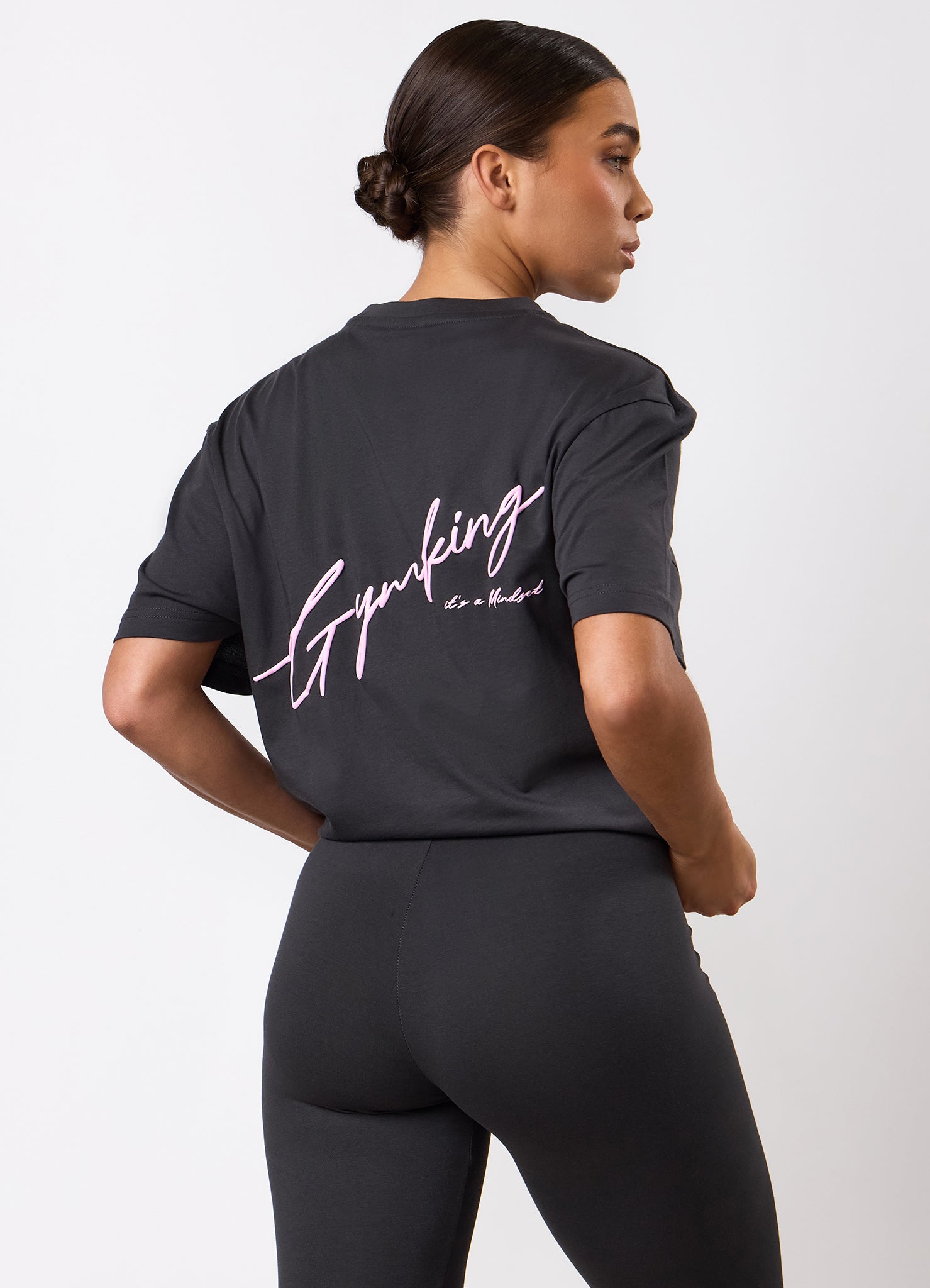 Gym King Script Mindset BF Tee - Dark Pewter