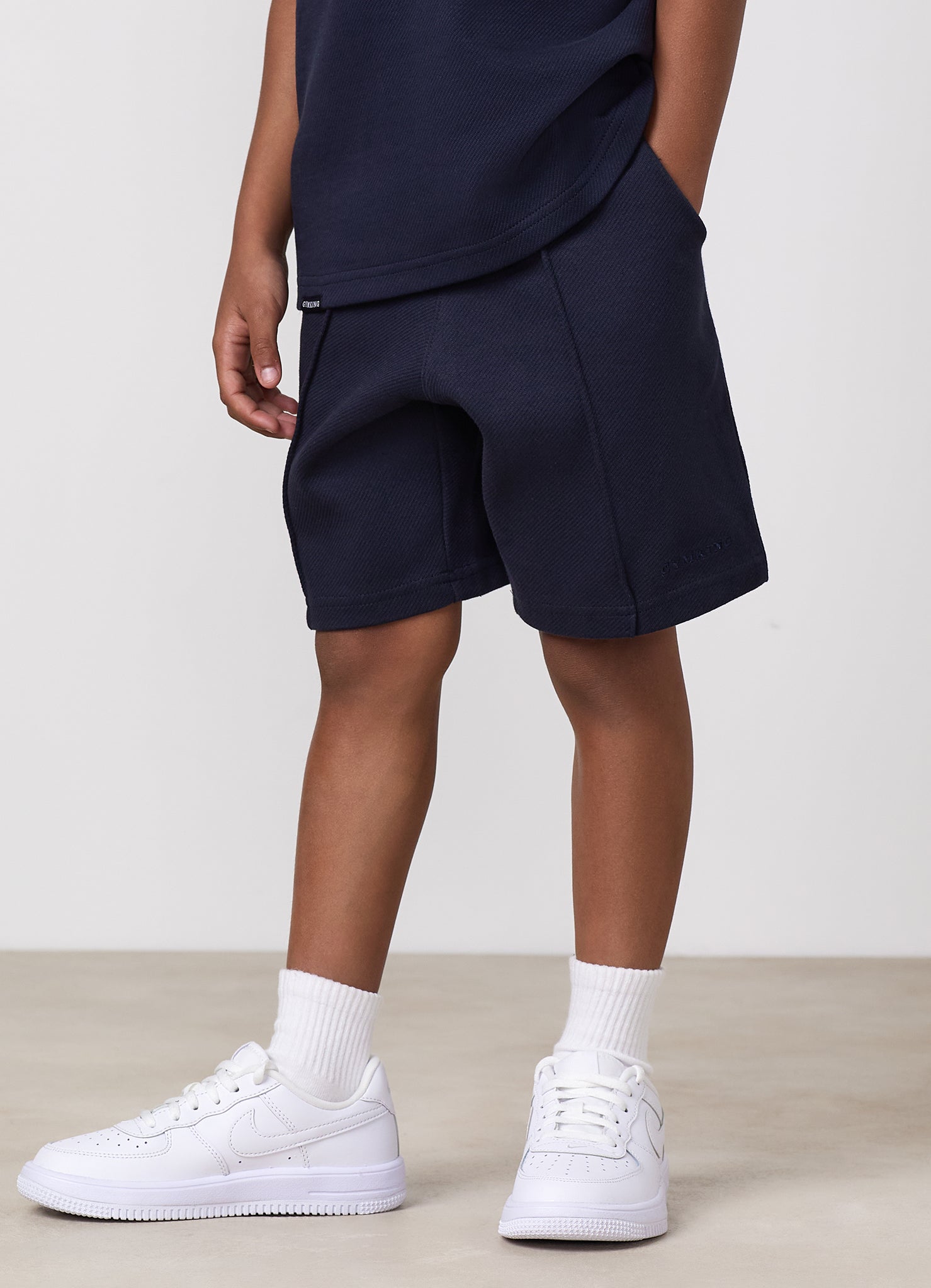 Gym King Older Kids Portals Texture Short - Navy