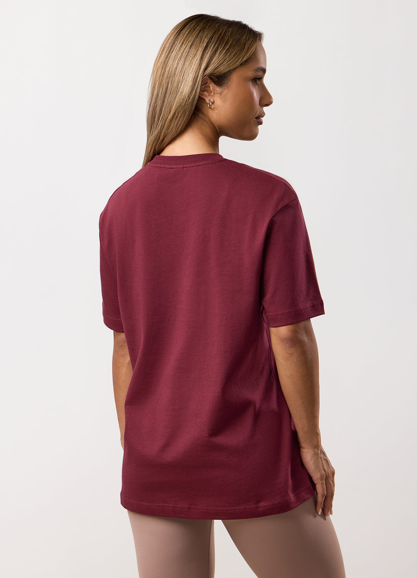 Gym King Powered By Belief BF Tee - Deep Cherry