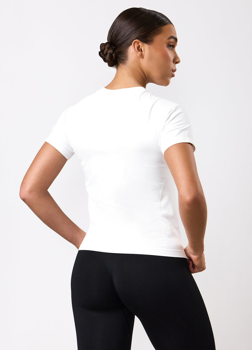 Gym King Power Lightweight Seamless Loose Fit Tee - White