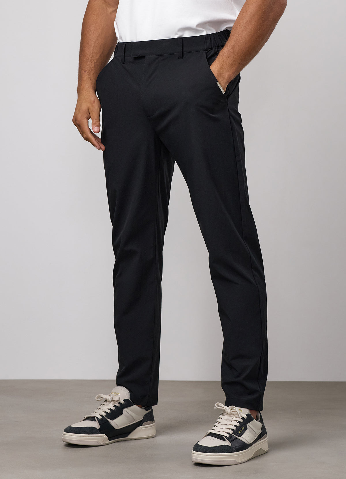 Gym King Signature Woven Pant - Black