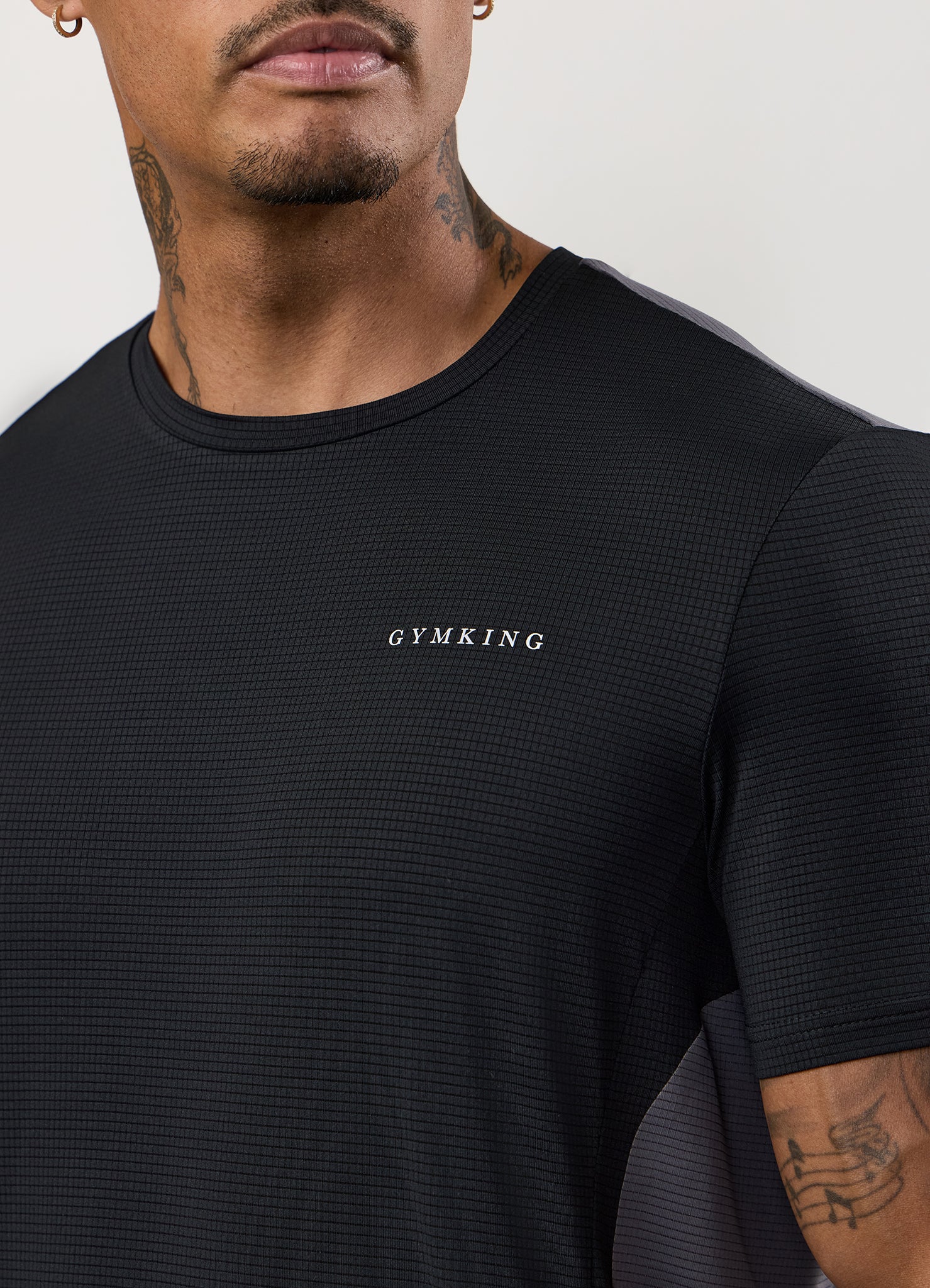 Gym King Progress Performance Tee - Black/Graphite