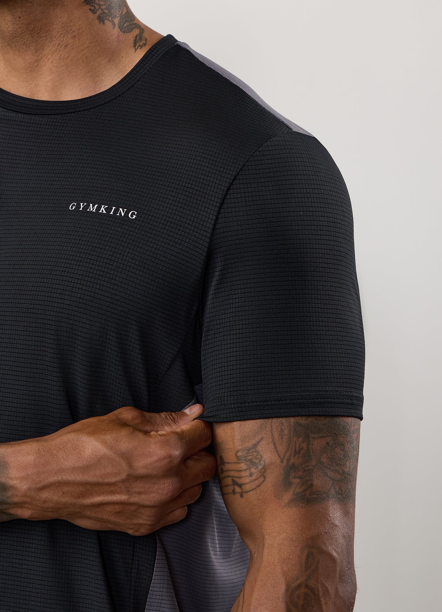 Gym King Progress Performance Tee - Black/Graphite