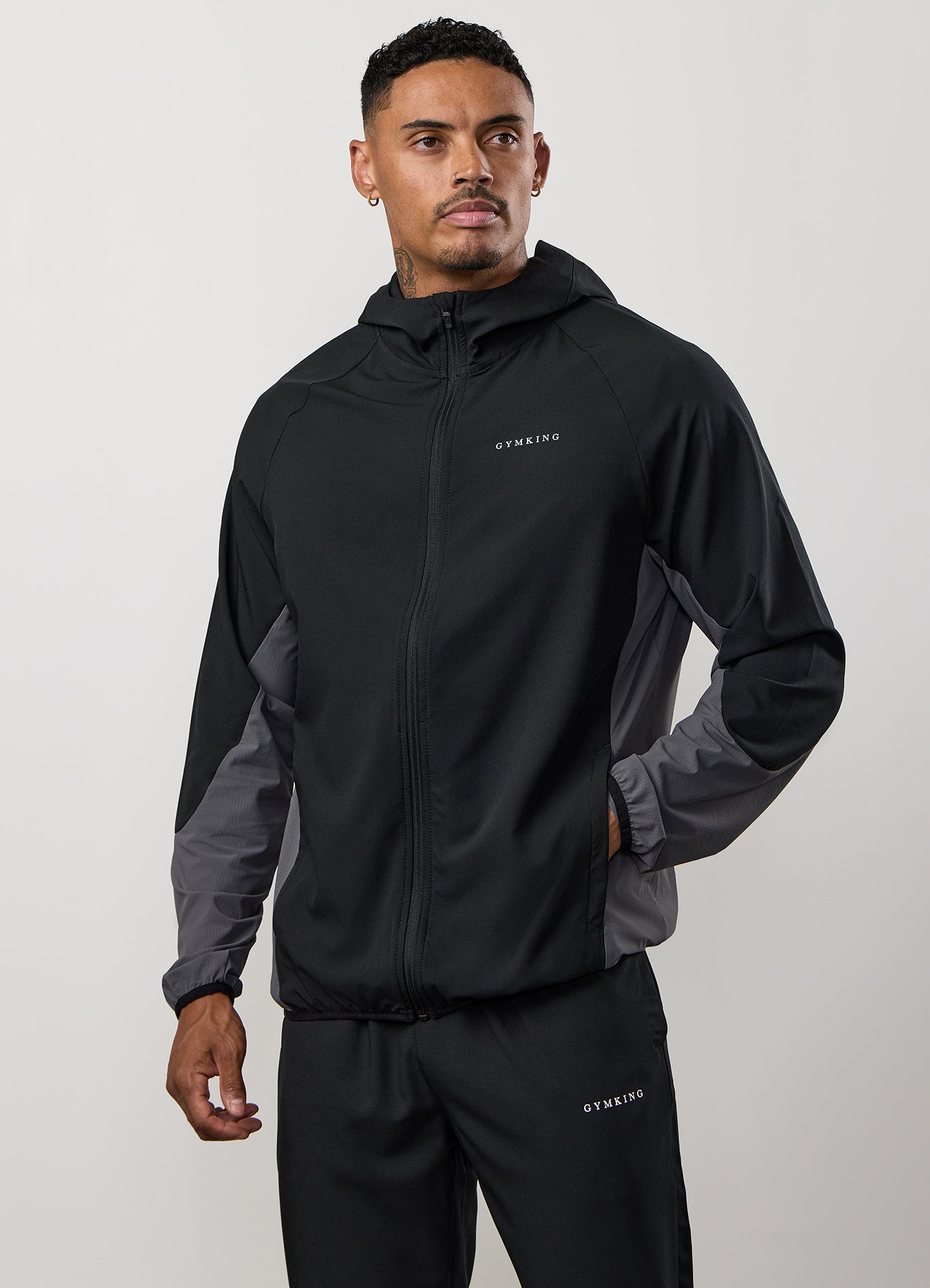 Gym King Progress Windbreaker - Black/Graphite