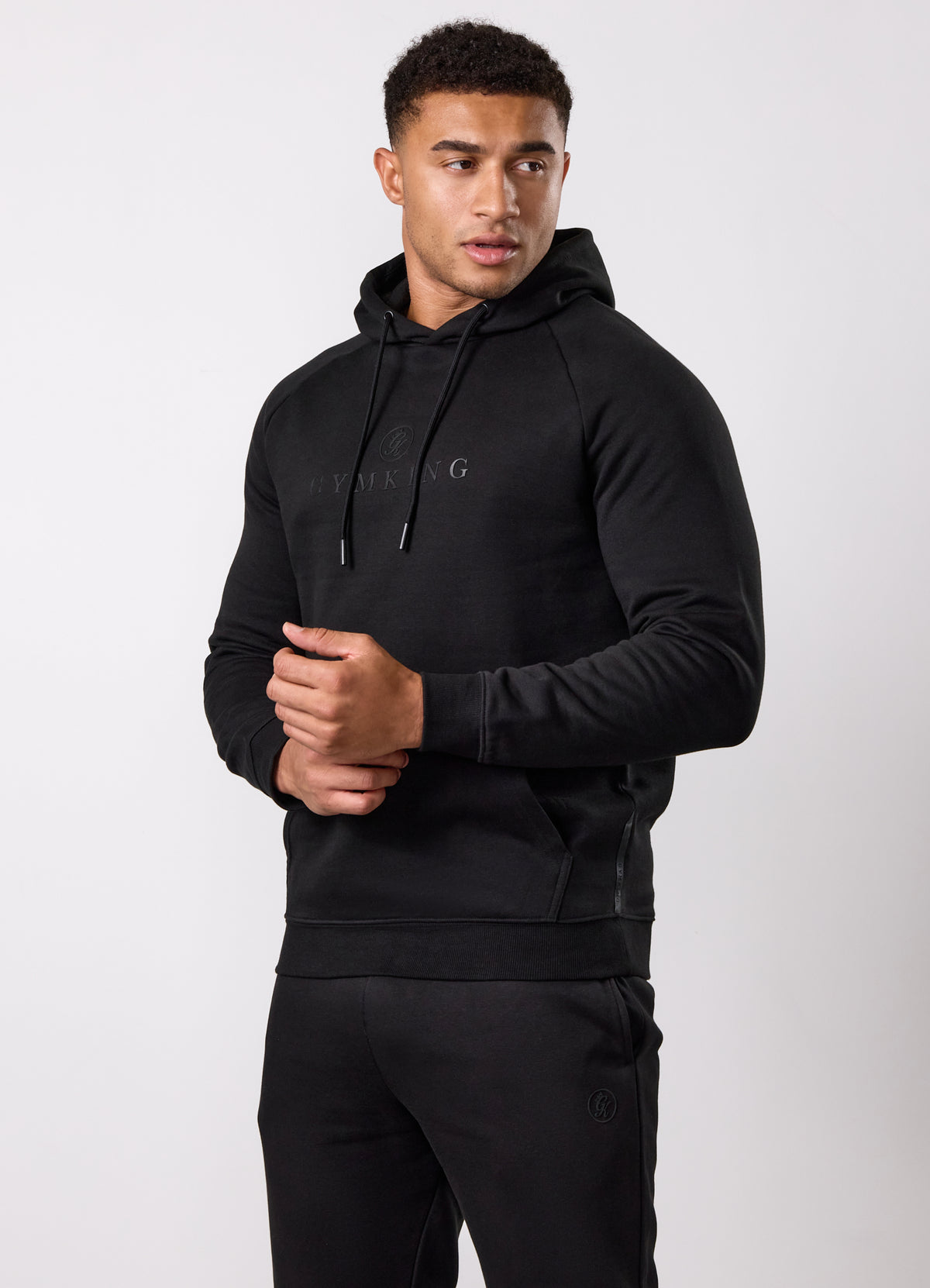 Gym King Pro Logo Kapuzenpullover – Schwarz/Schwarz