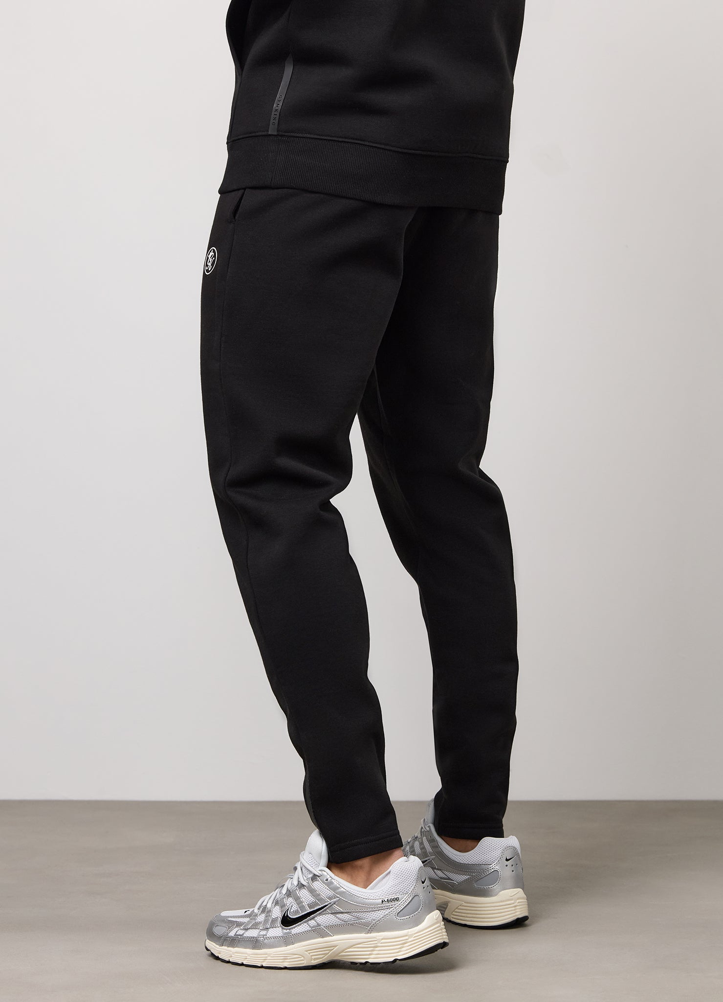 Gym King Pro Logo Jogger - Black/White