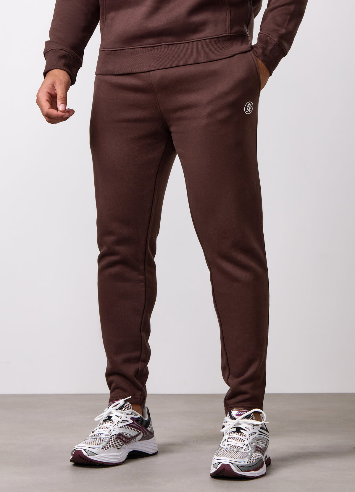 Gym King Pro Logo Jogginghose – Dunkelbraun