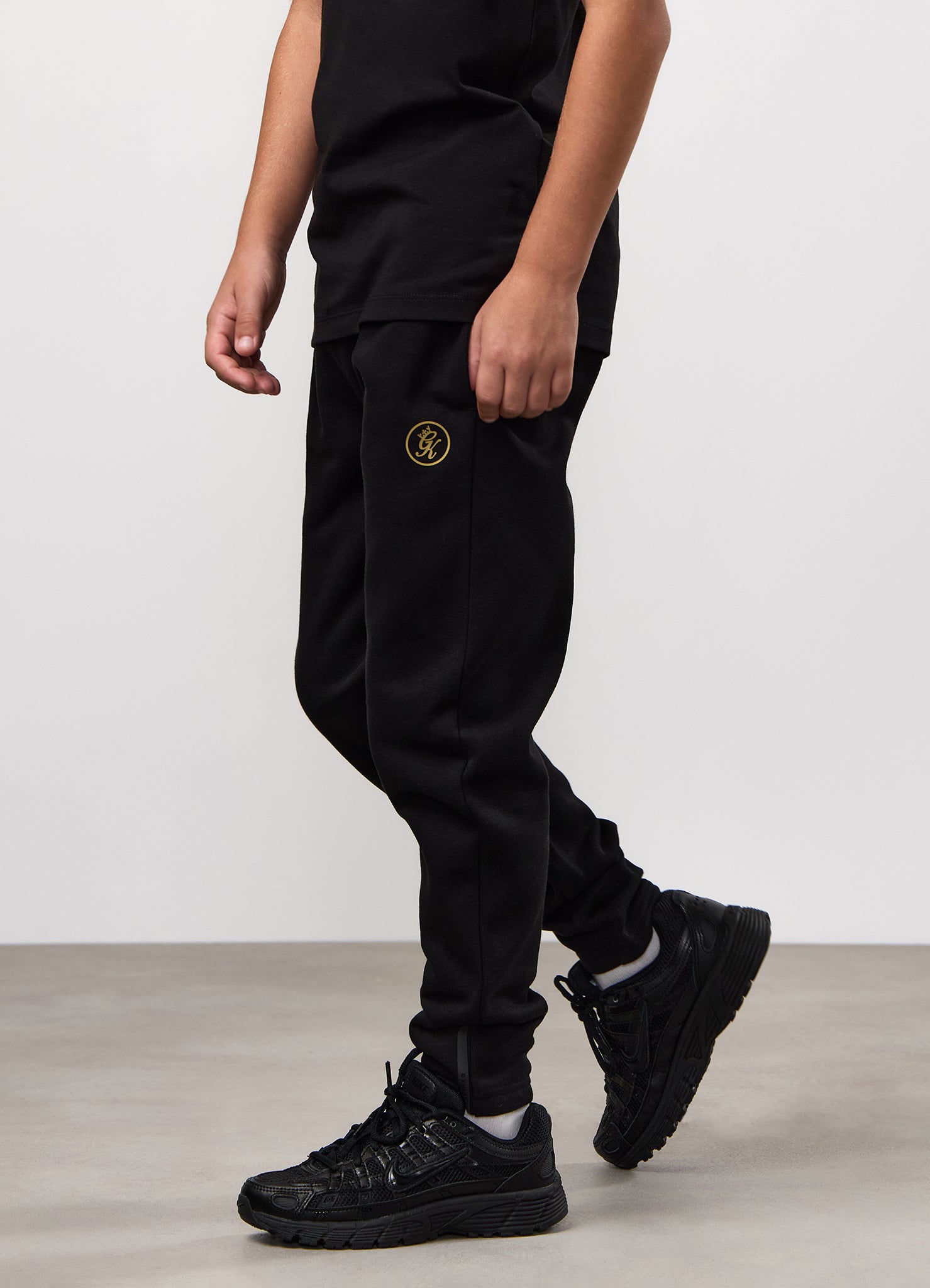 Gym King Kids Pro Logo Hood Tracksuit - Black/Gold