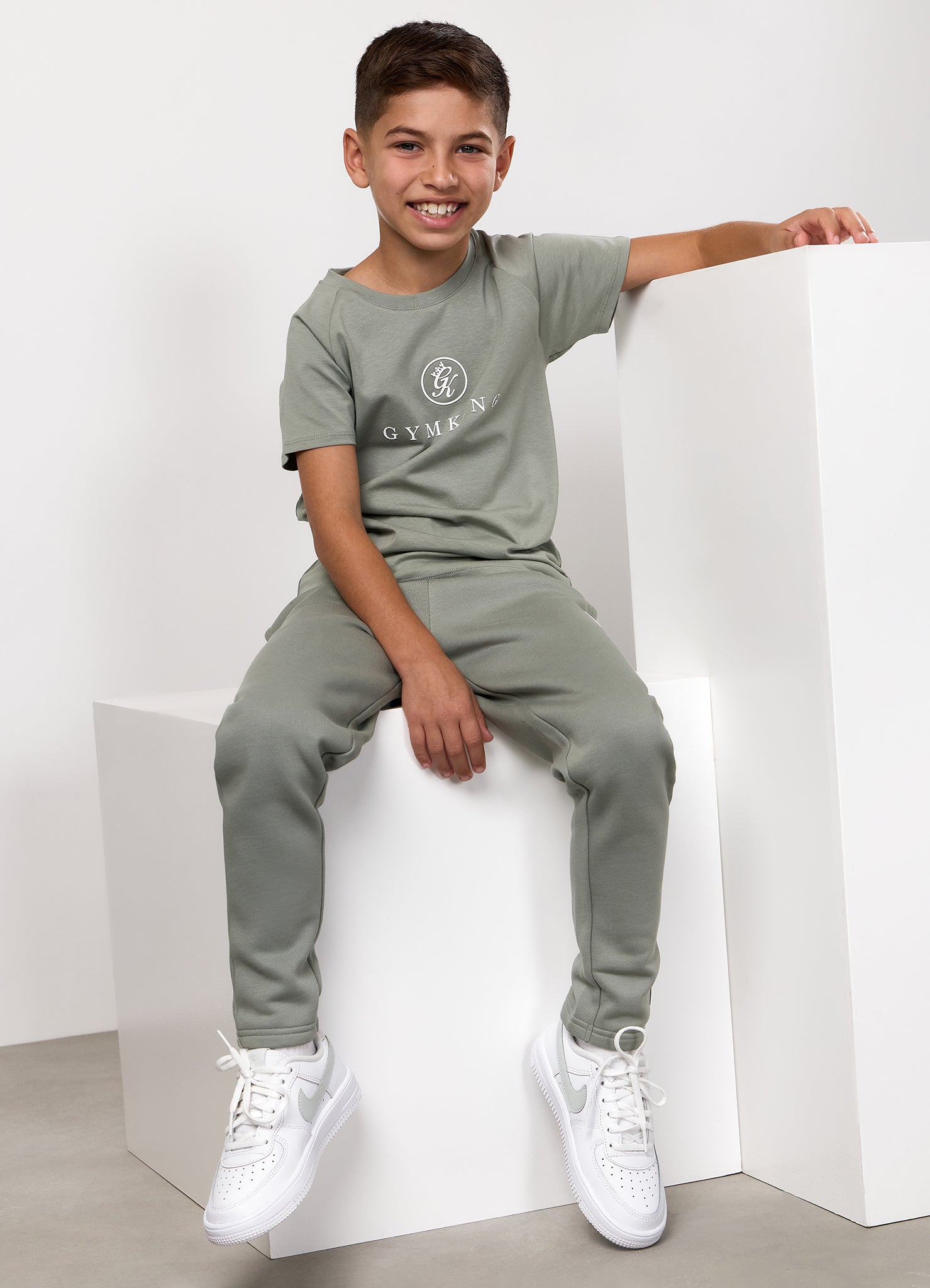 Gym King Kids Pro Logo Jogger - Soft Khaki