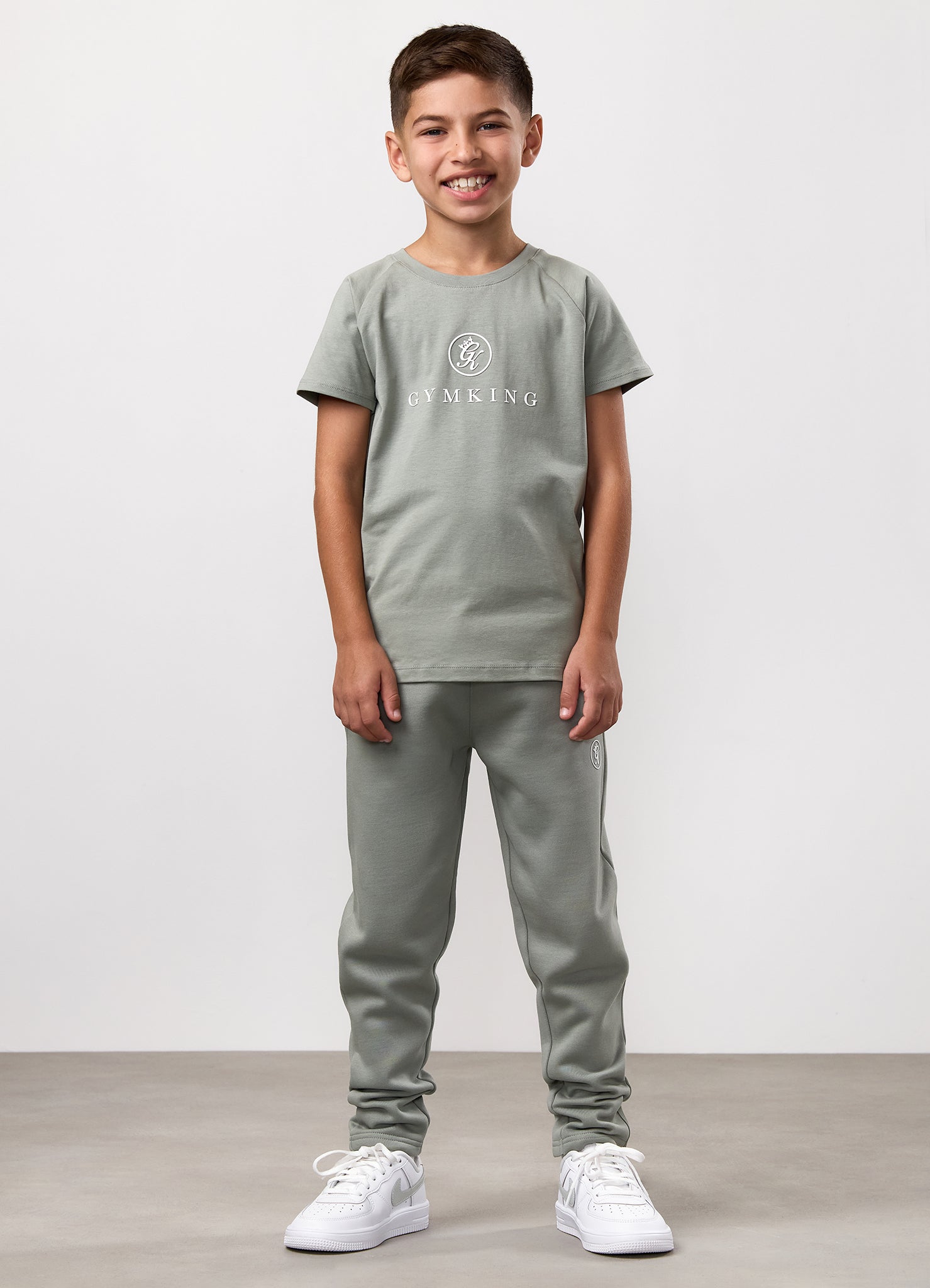 Gym King Kids Pro Logo Jogger - Soft Khaki
