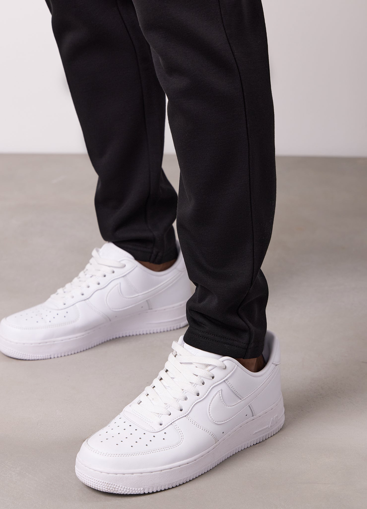 Gym King Pro V2 Jogger - Black