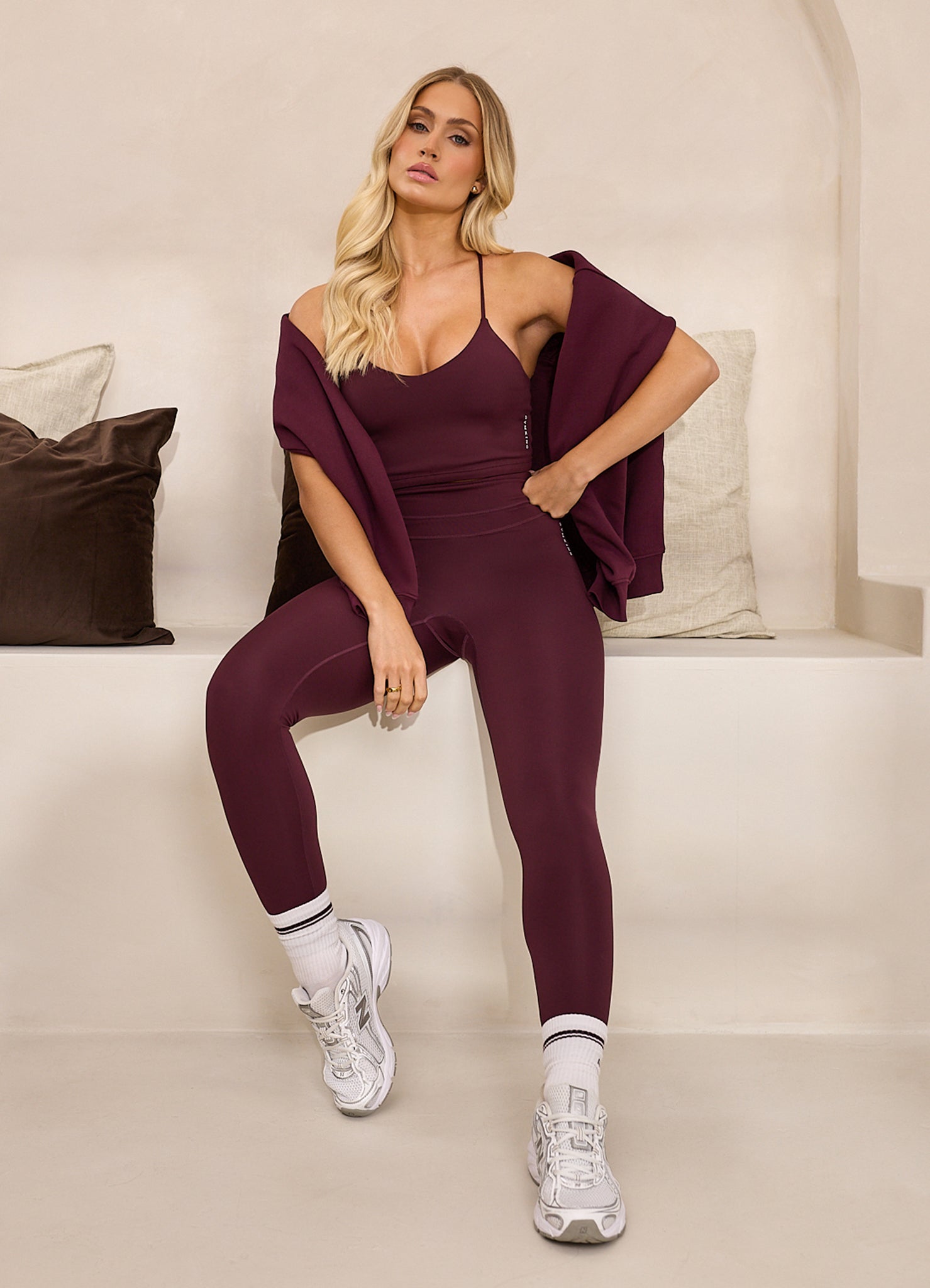 Gym King Knockout Strappy Bra - Dark Cherry