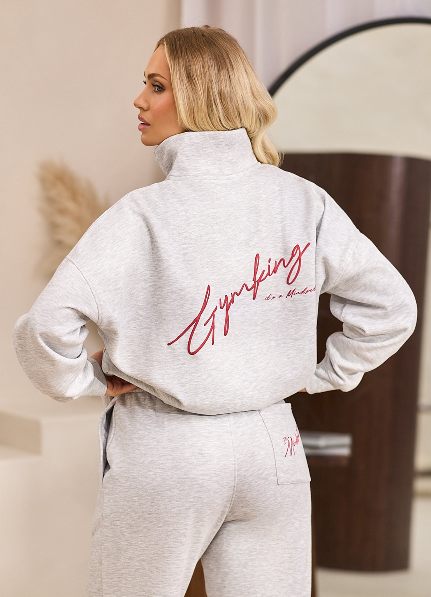 Gym King Script Mindset 1/4 Zip Funnel - Snow Marl