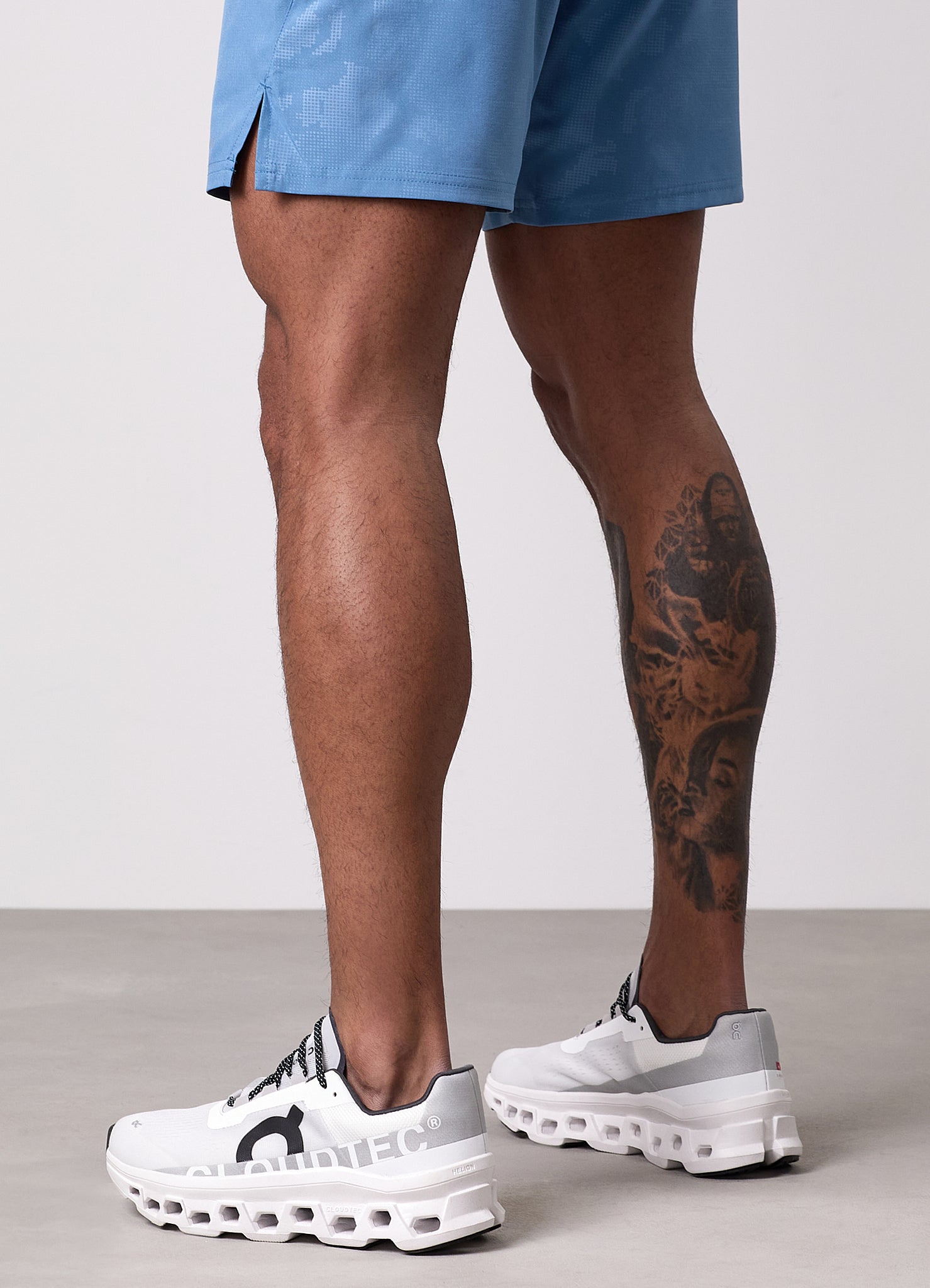 Gym King Debossed Camo Short 5" - Coastal Blue