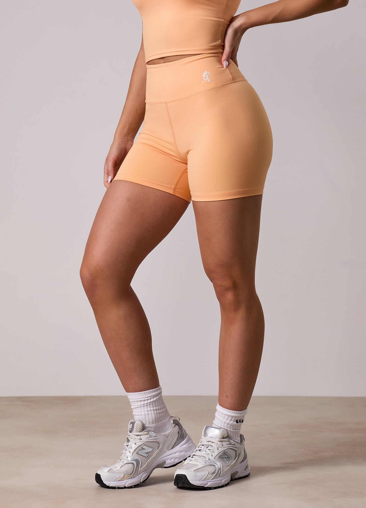 Gym King 365 5" Short - Apricot