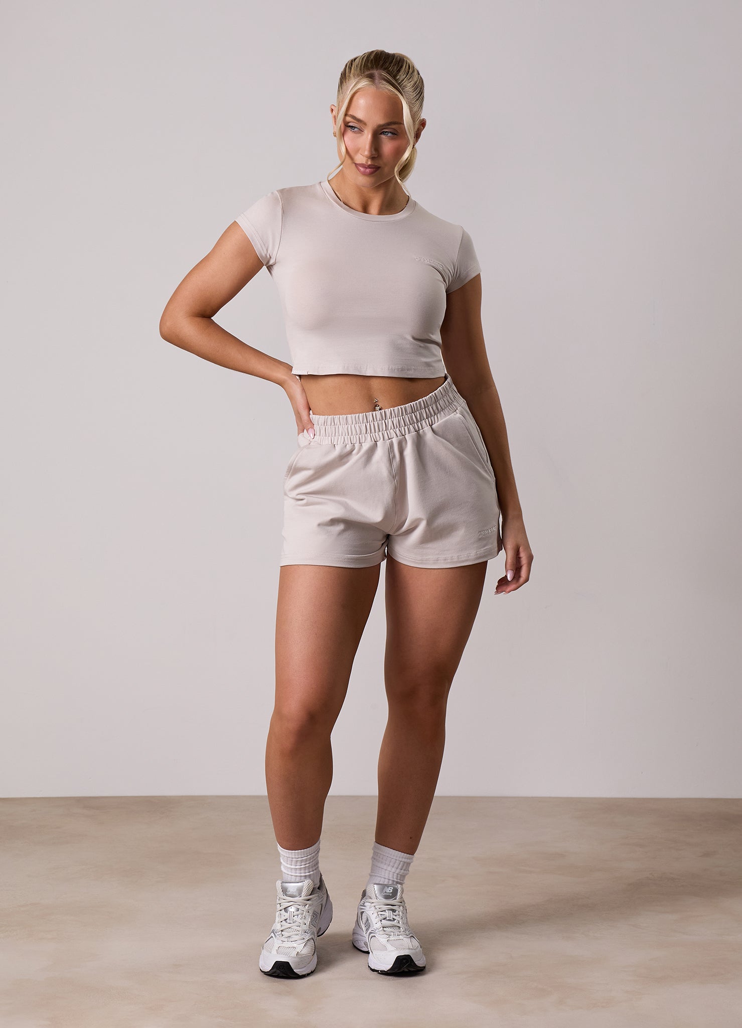 Gym King 365 Crop Jersey Tee - Pebble