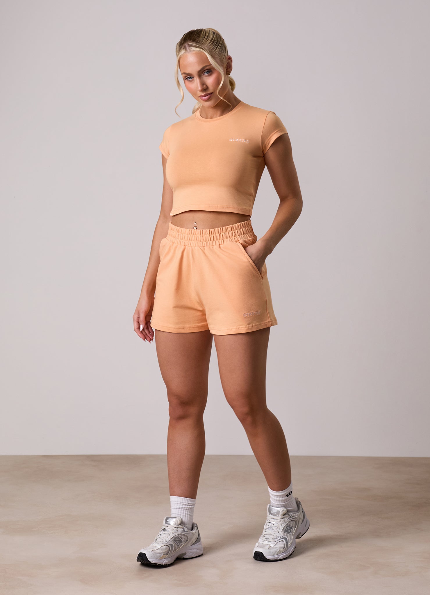 Gym King 365 Crop Jersey Tee - Apricot