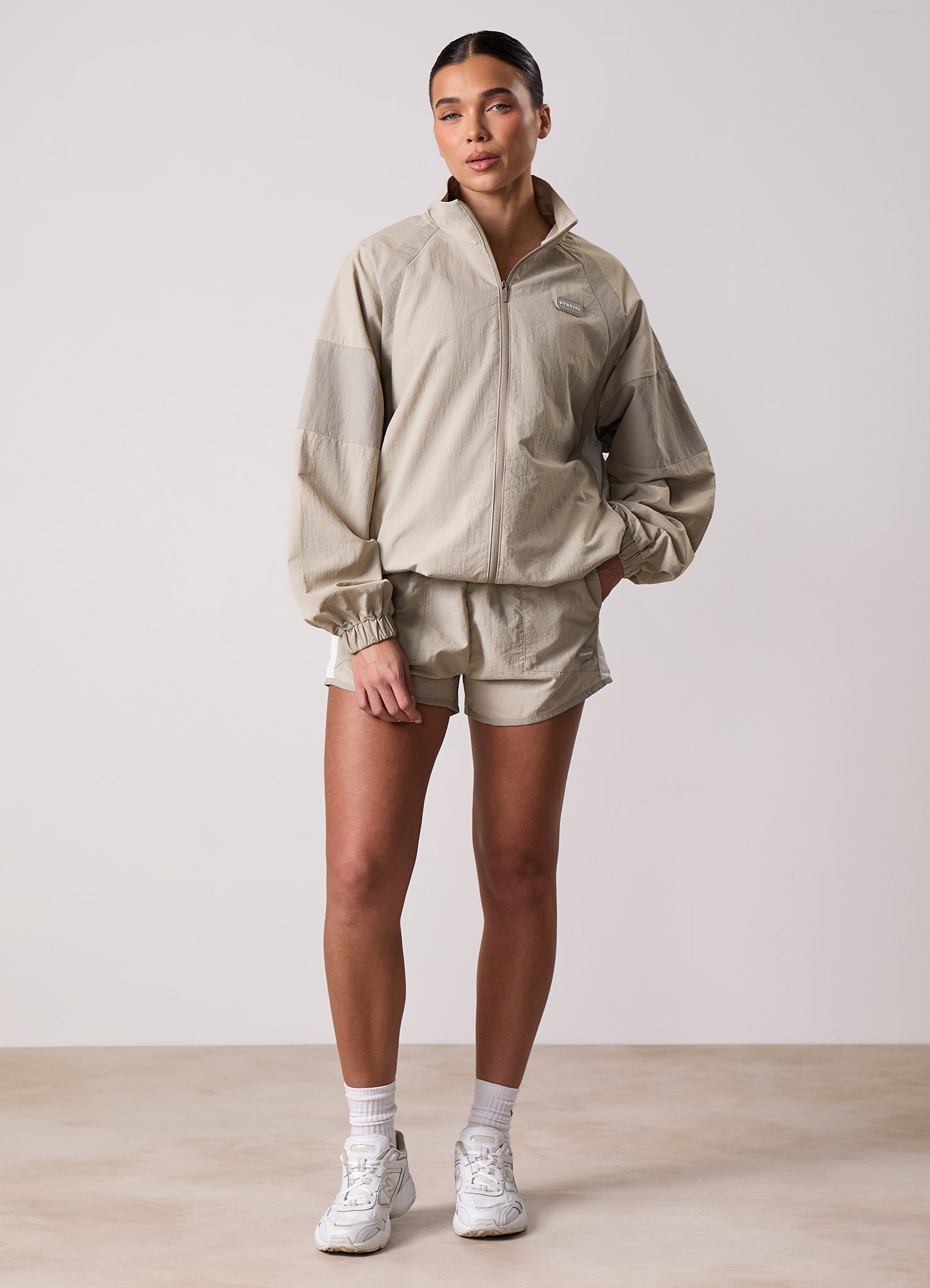 Gym King Track Woven Short - Vanilla Brown
