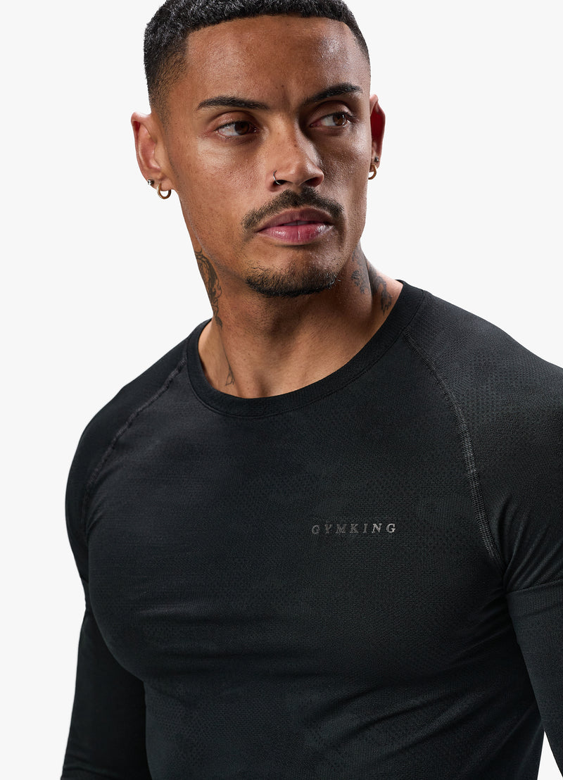 Gym King Debossed Camo Seamless LS Tee - Black