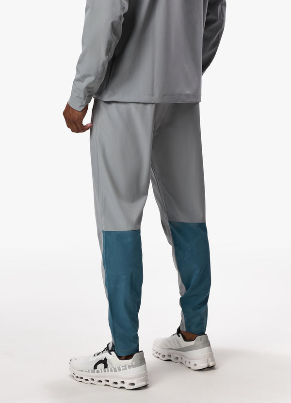 Gym King Debossed Camo Woven Jogger - Cloudy Grey/Lake Blue