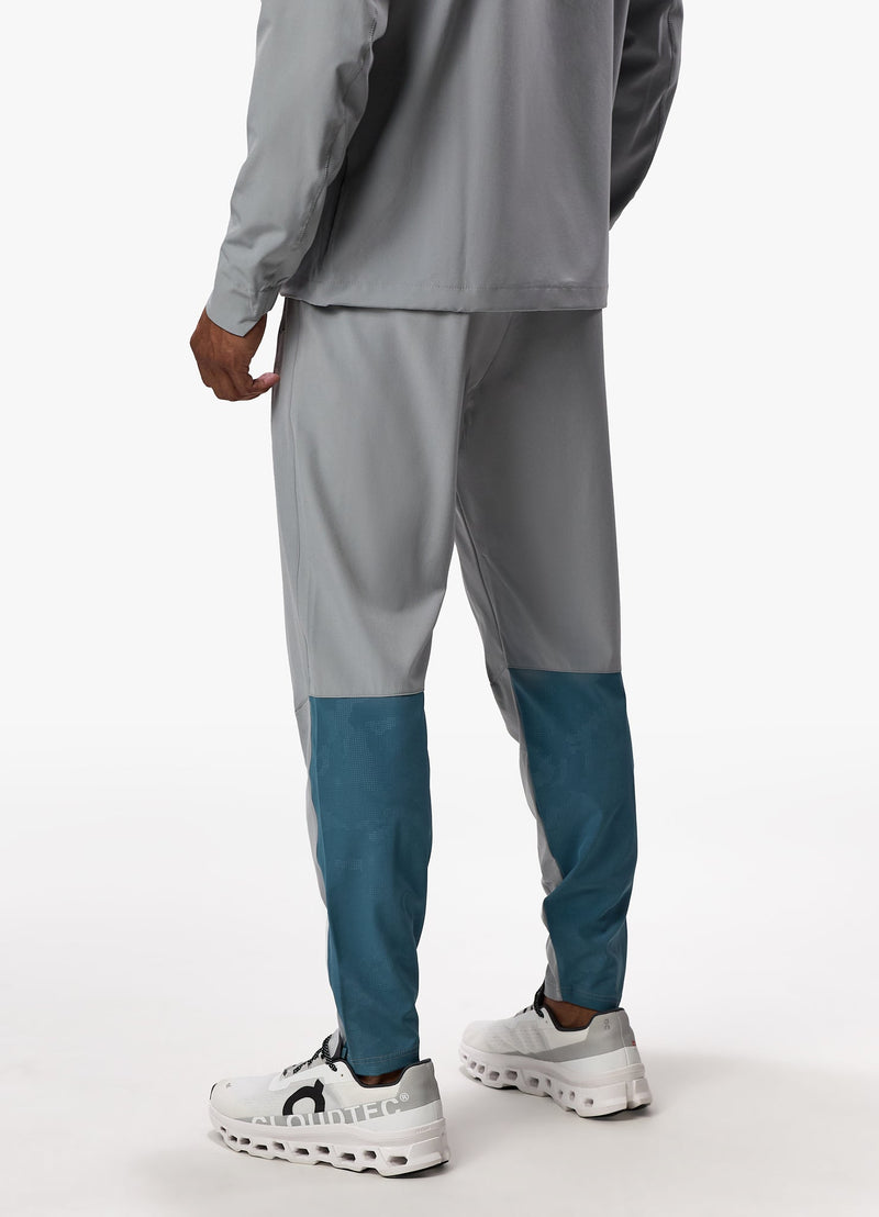 Gym King Debossed Camo Woven Tracksuit - Cloudy Grey/Lake Blue