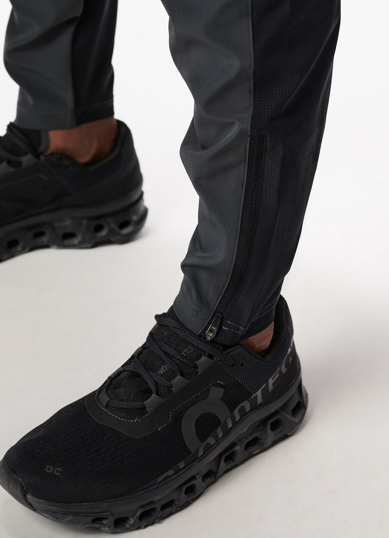 Gym King Debossed Camo Woven Jogger - Black/Oyster Grey