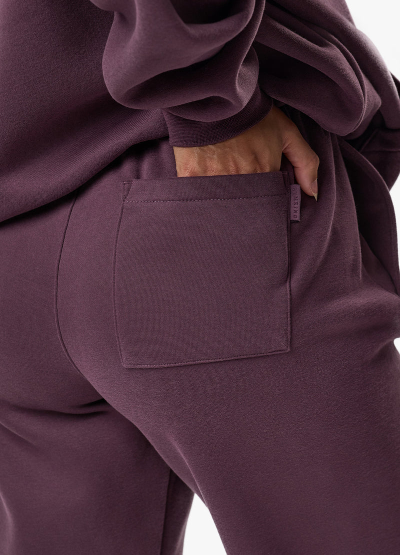 Gym King Luxe Jogger - Deep Plum