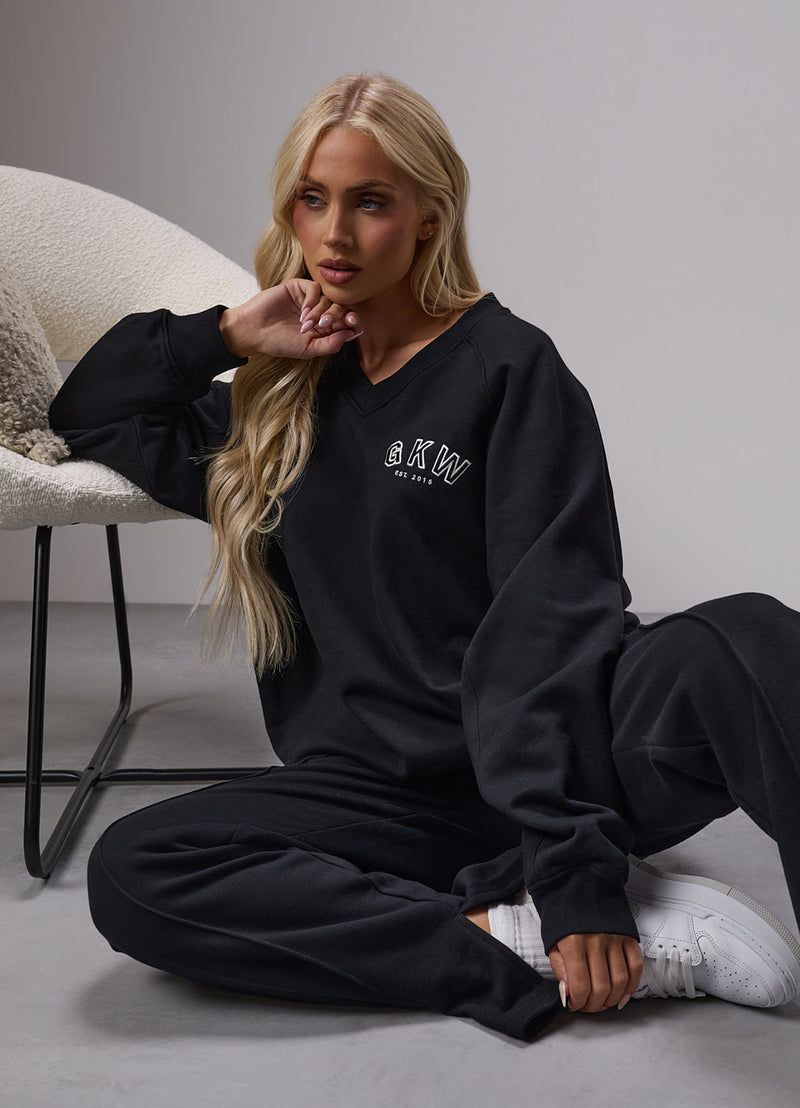 GKW Sports Luxe V Neck Tracksuit - Black