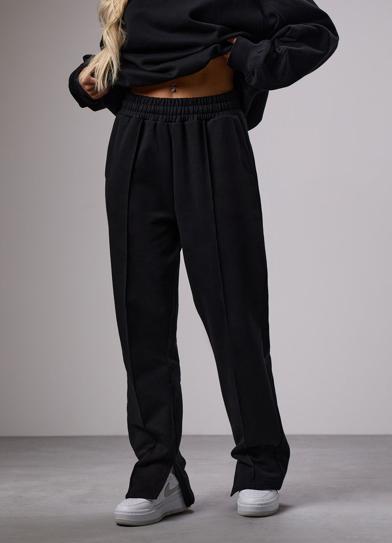 GKW Sports Luxe V Neck Tracksuit - Black