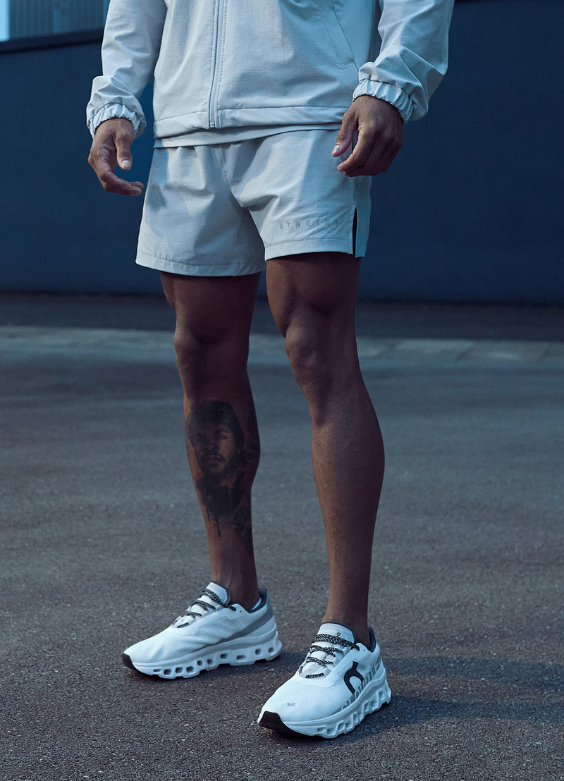 Gym King React Woven Short - Light Grey