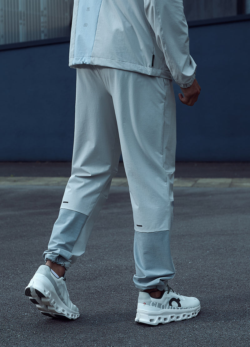 Gym King React Woven Pant - Light Grey