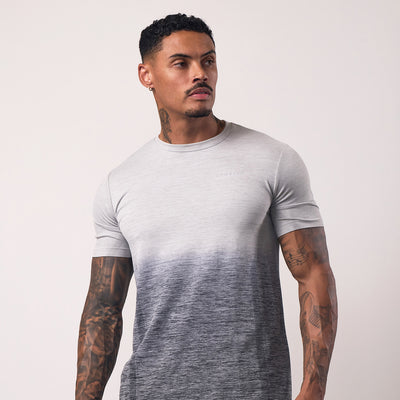 Gym King Relentless Ombre Seamless Tee - Black/Urban Grey