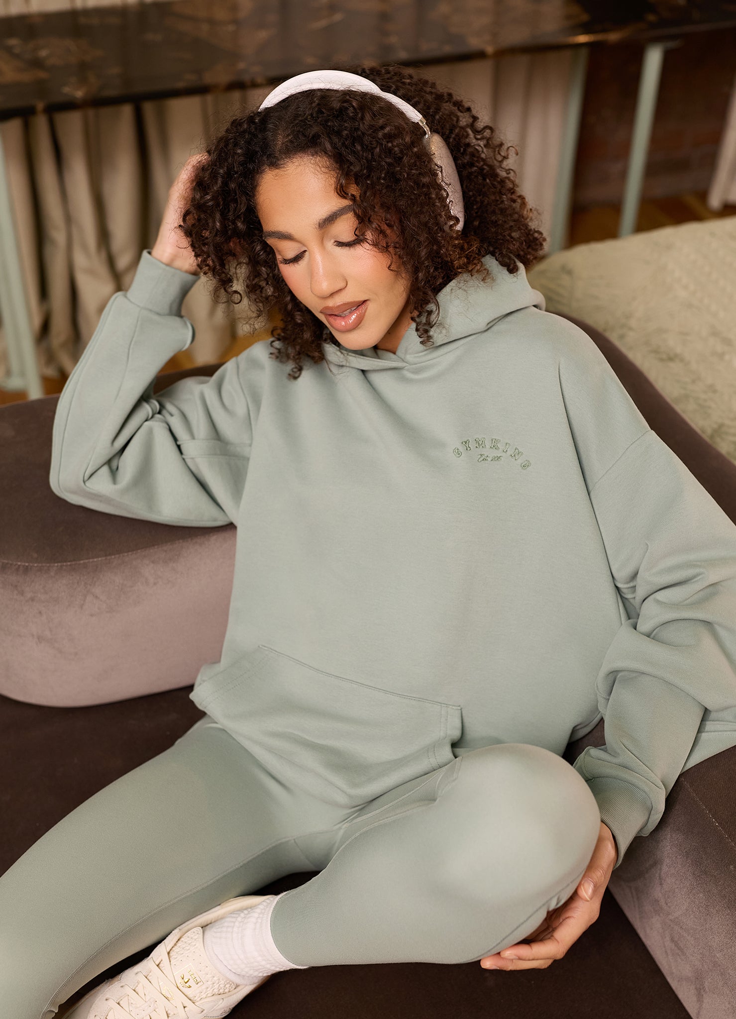 Gym King Replenish Peached Seam Hood - Brushed Sage