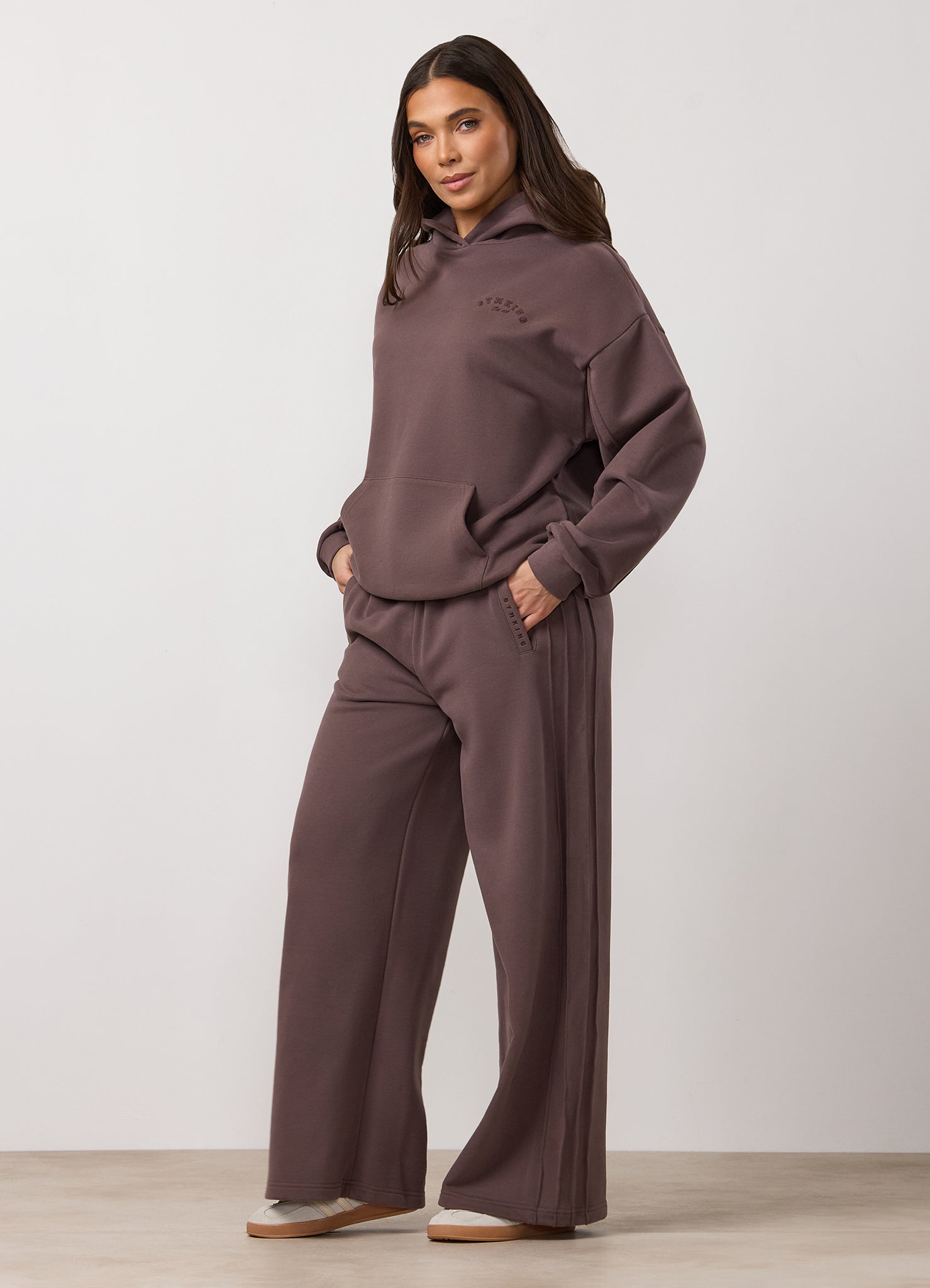 Gym King Replenish Peached Wide Seam Jogger - Deep Mocha