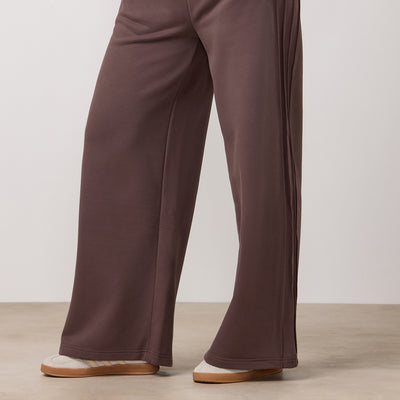 Gym King Replenish Peached Wide Seam Jogger - Deep Mocha