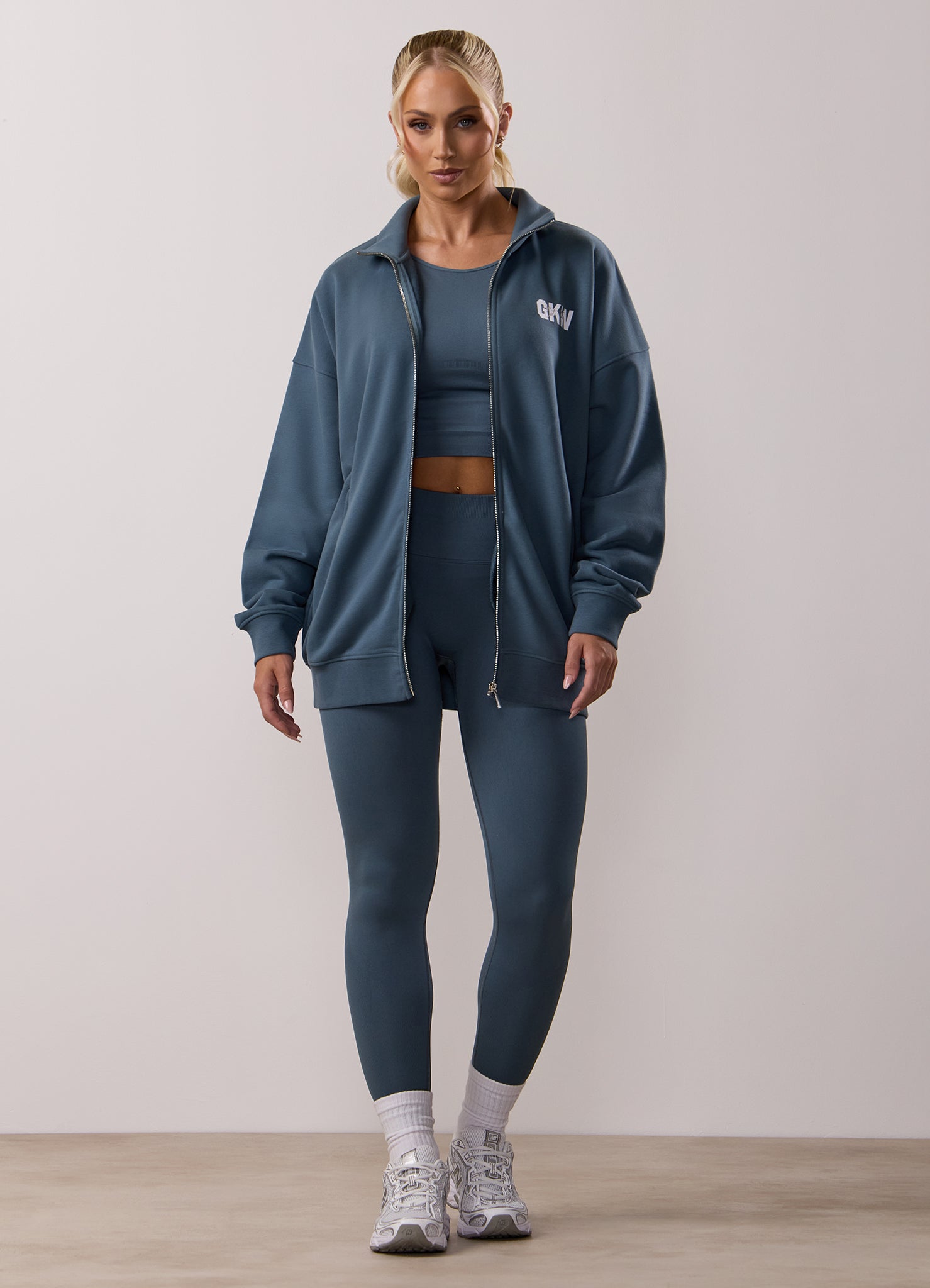 Gym King Revive Peached Full Zip Funnel - Storm Blue