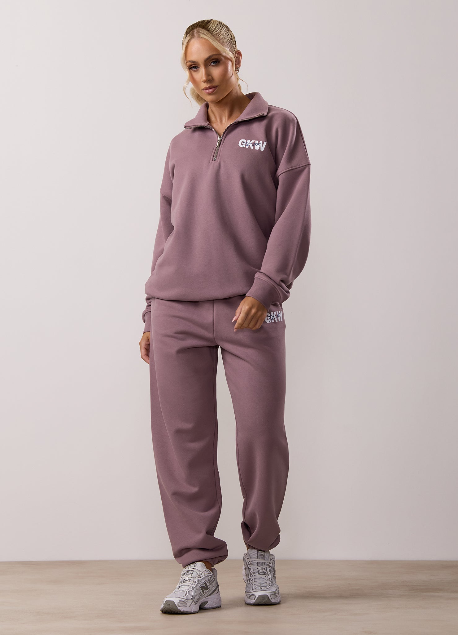 Gym King Revive Peached 1/4 Zip Funnel Tracksuit - Purple Fog