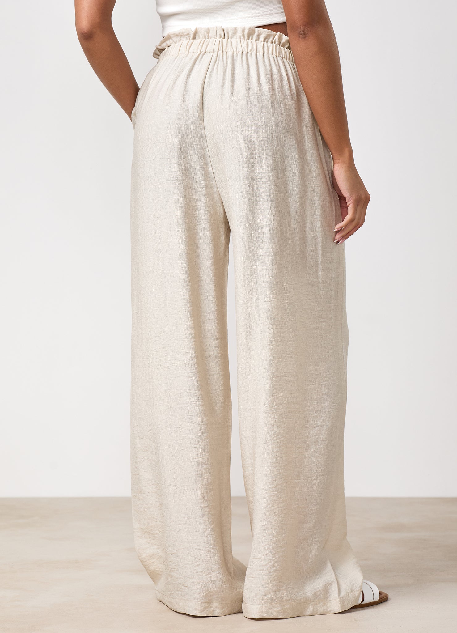 Gym King Signature Woven Paper Bag Trousers - Warm Linen