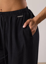 Gym King Signature Woven Trousers - Black