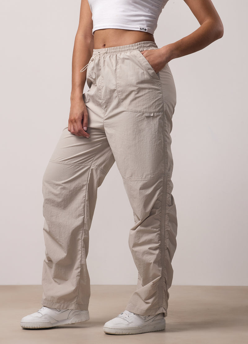 Gym King Ruched Woven Cargo Trouser - Light Stone