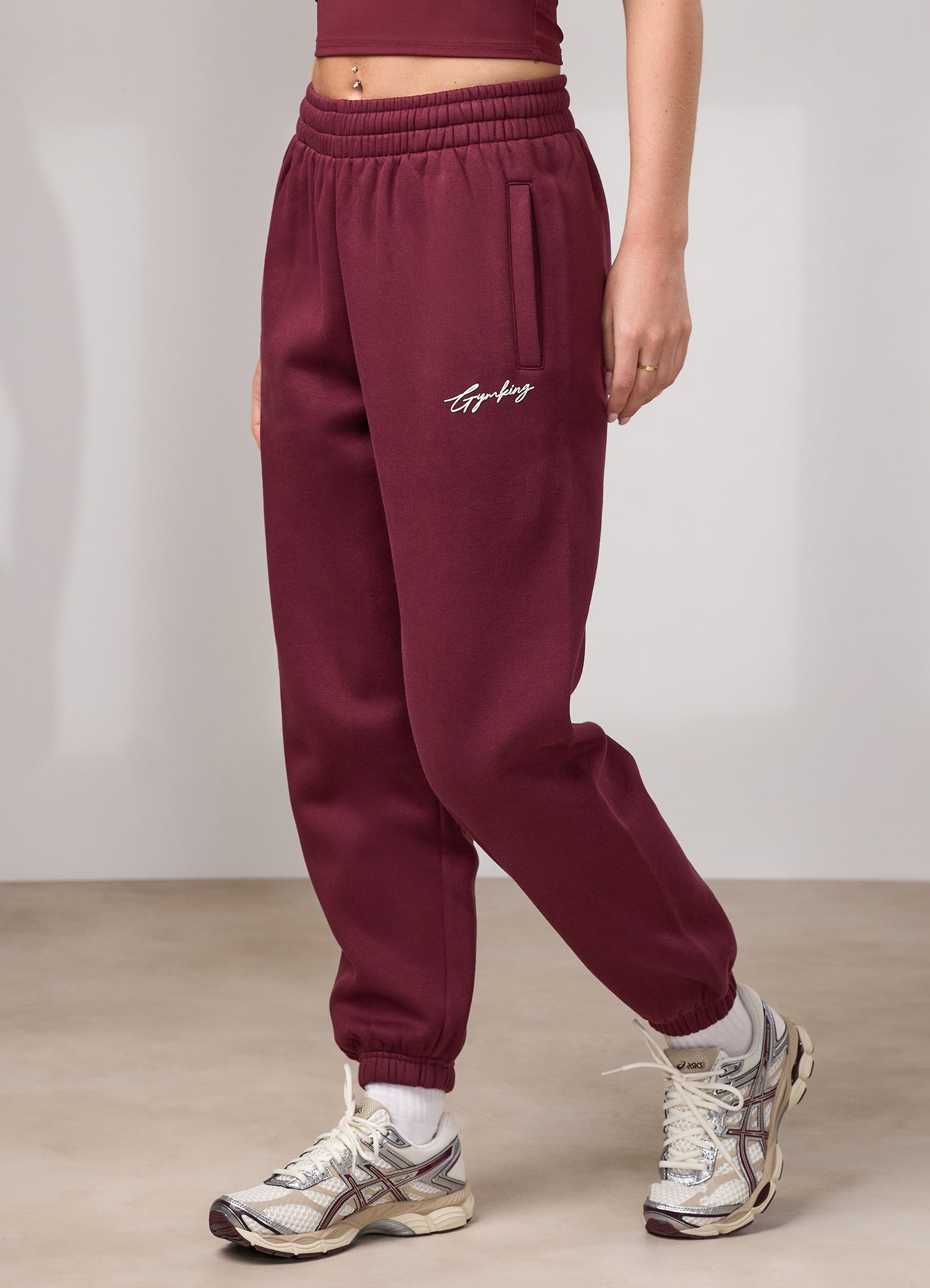 Gym King Script Fleece Jogger - Deep Cherry/Cream