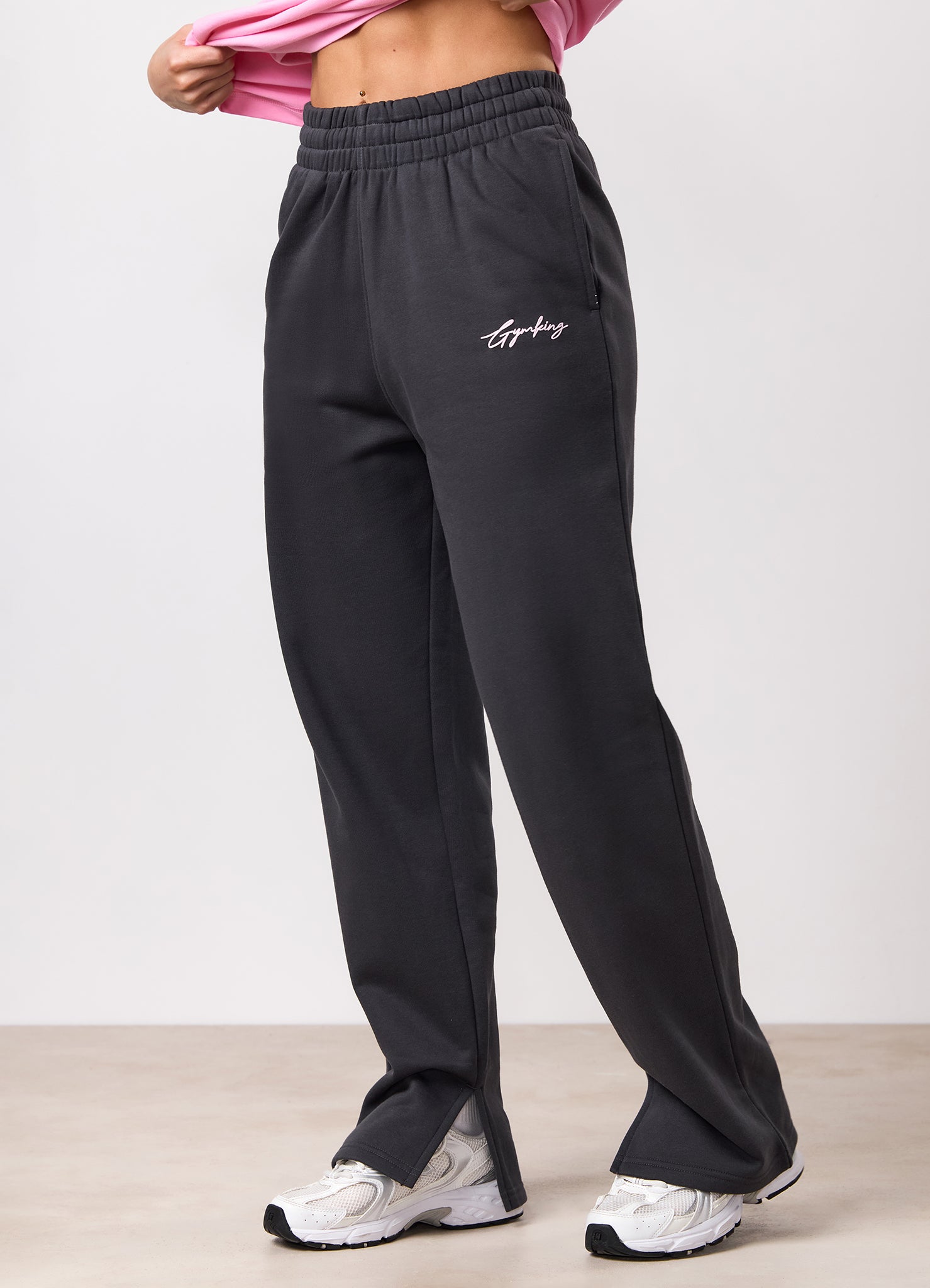 Gym King Script Mindset Straight Leg Jogger - Dark Pewter