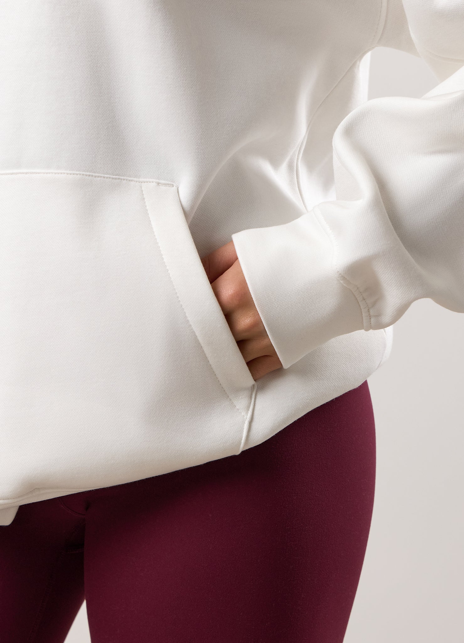 Gym King Script Mindset Relaxed Fit Hood - Cream/Fig
